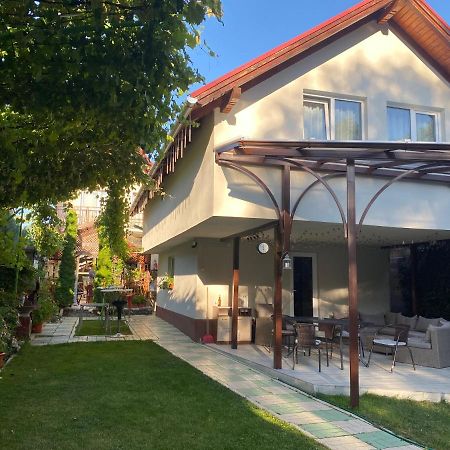 Hotel Casa Lucky Rîşnov Exterior foto